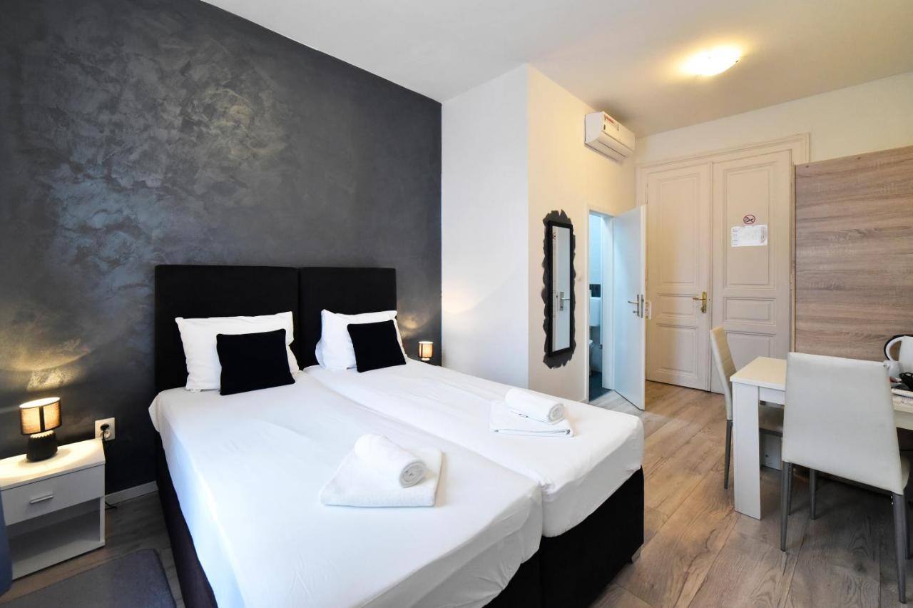 Virtus Apartments And Rooms With Free Private Parking Загреб Екстер'єр фото