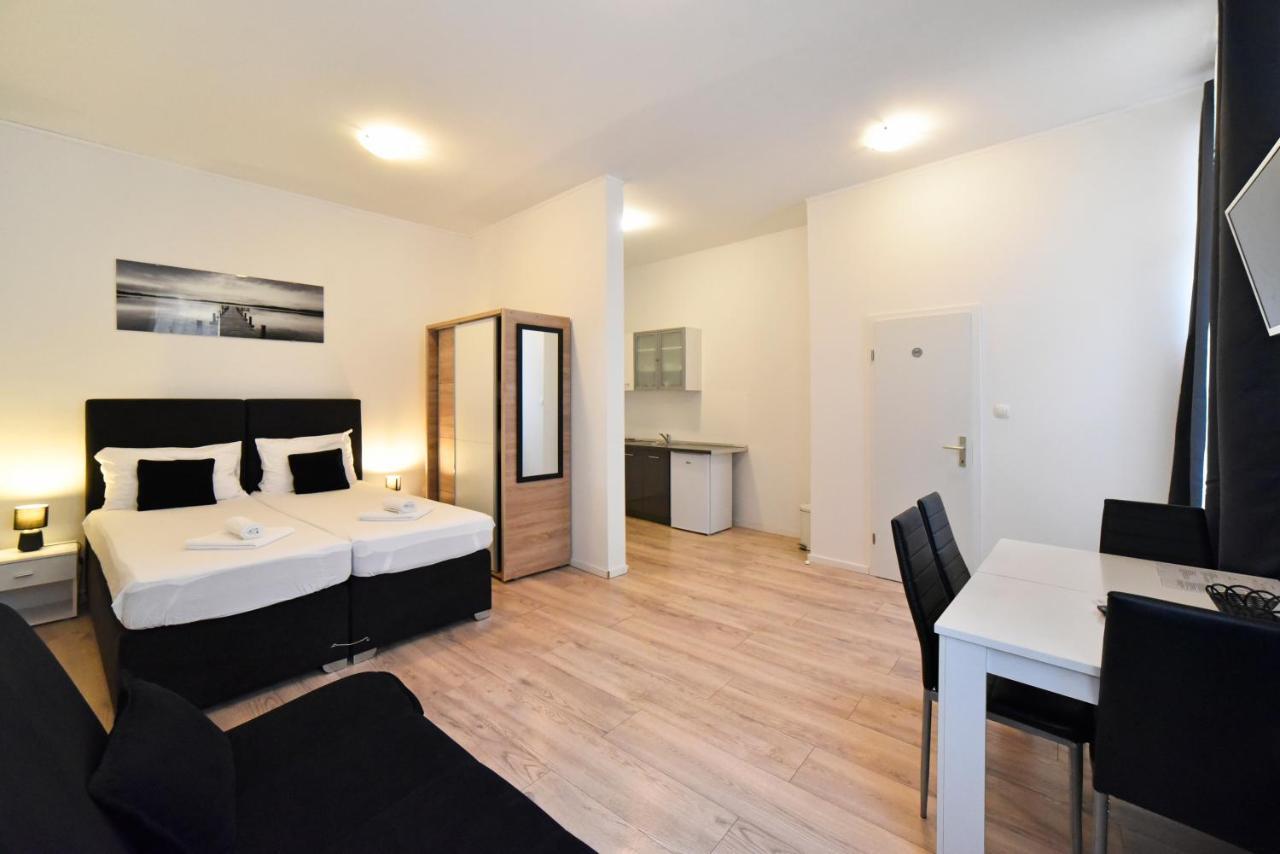 Virtus Apartments And Rooms With Free Private Parking Загреб Екстер'єр фото