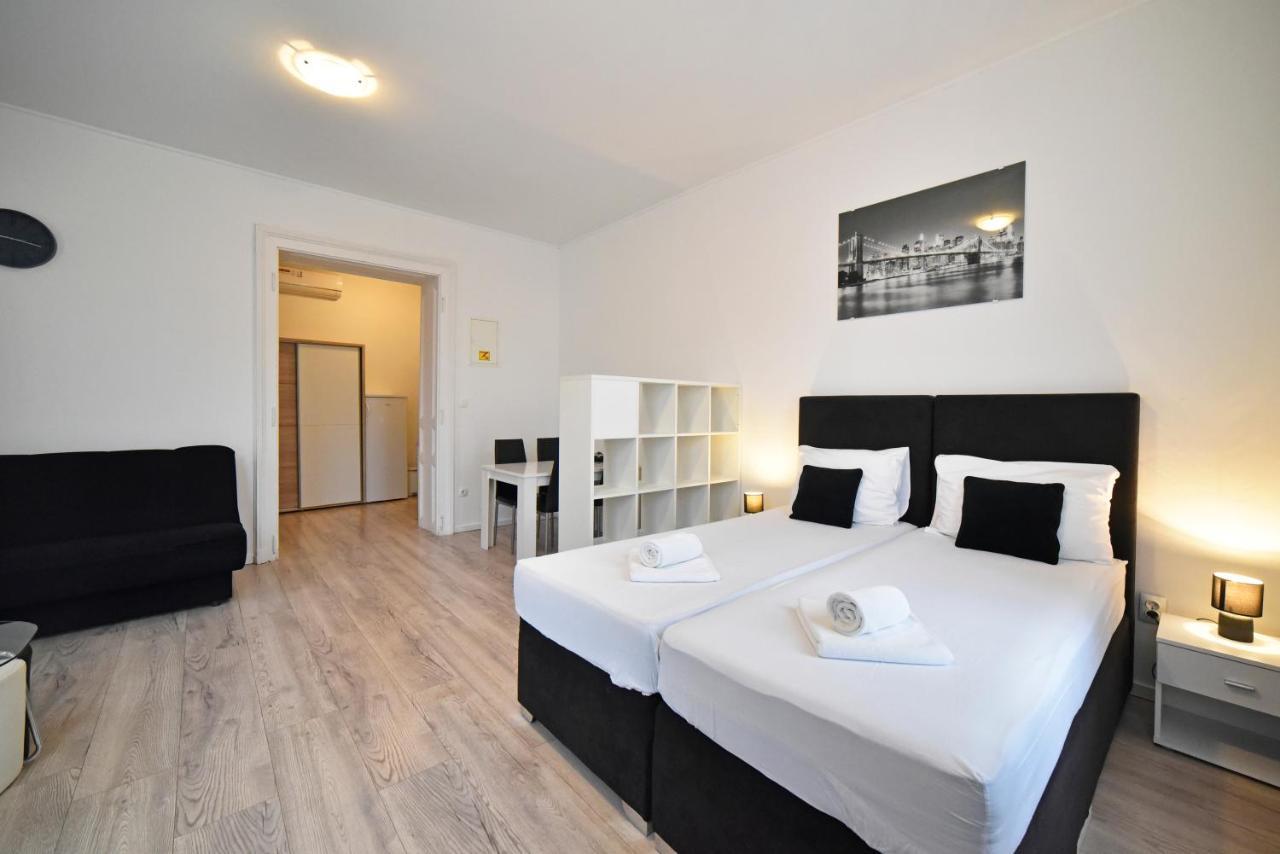 Virtus Apartments And Rooms With Free Private Parking Загреб Екстер'єр фото