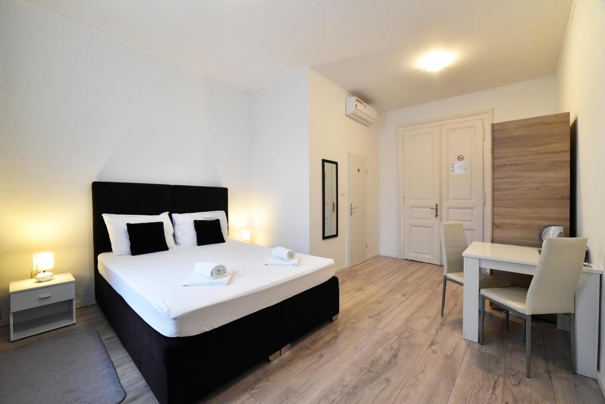 Virtus Apartments And Rooms With Free Private Parking Загреб Екстер'єр фото